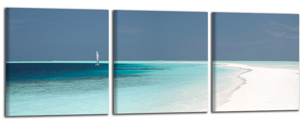 Panoramatický obraz Pláž a plachetnica